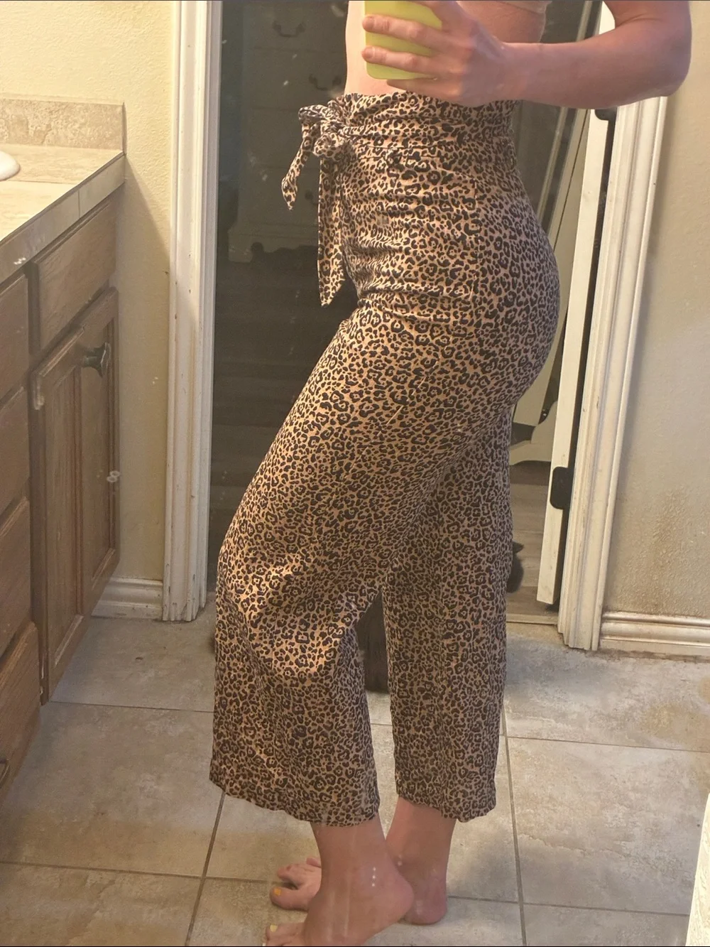 Ref 100% linen leopard print high rise belted paper bag waist wide leg crop pant